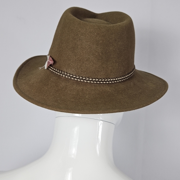 Wool fedora with feather size small - Picture 6 of 16